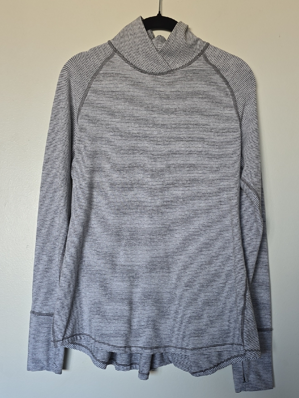lululemon athletica Womens Gray and White Striped Long Sleeve Top